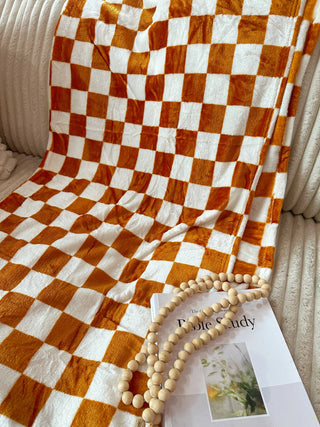 Cozy Checkered Throw Blanket