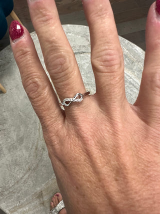 Fancy Fashion Infinity Band Ring