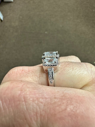 Fancy Fashion 3 Stone Ring