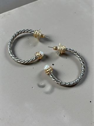 Silver Twist Hoop W/ Pearl