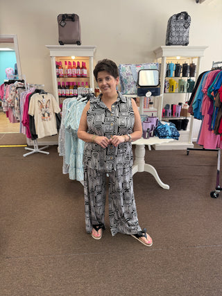 Dear Scarlett Black/White Shoreline Set