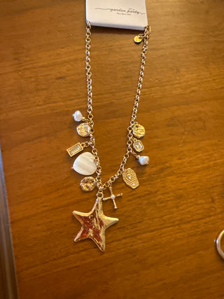 Gold Open Chain With Sealife Star Charm 16"-18" Necklace