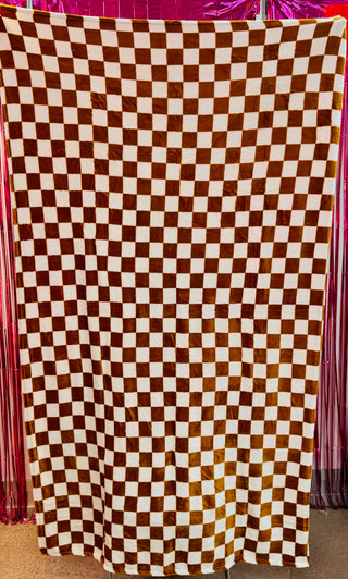 Cozy Checkered Throw Blanket