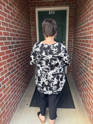 Black Bamboo 3/4 Sleeve Vneck Top