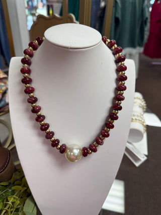 Burgundy Beaded Necklace W/ Pearl