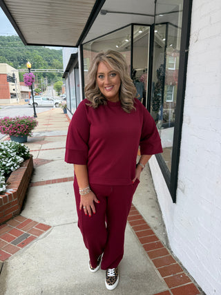 East Does It DK.Burgundy Set