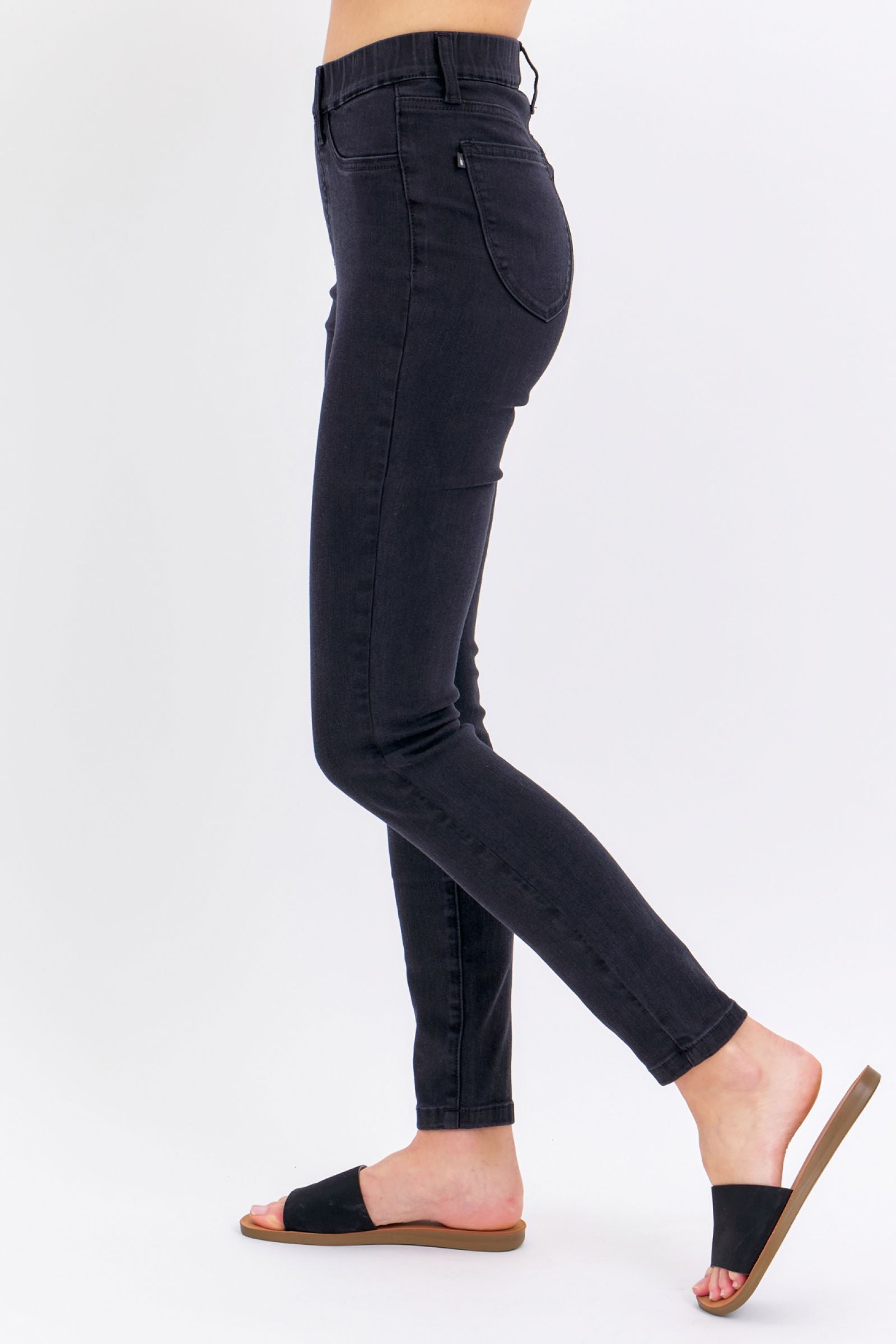 Judy Blue HW Pull On Shield Pockets Skinny Jean