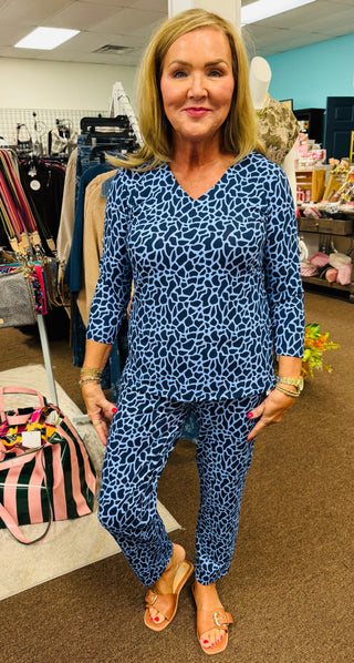 Wild Impressions Pull On Capri