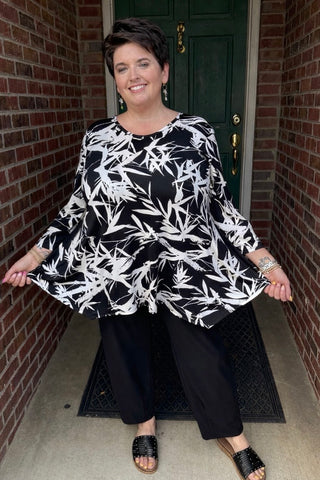 Black Bamboo 3/4 Sleeve Vneck Top