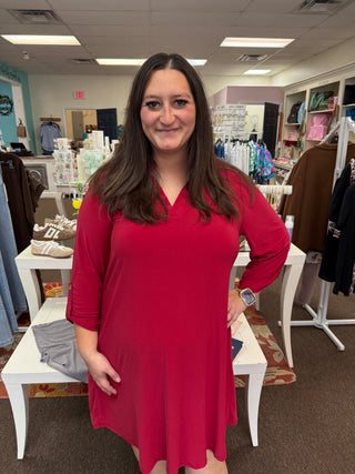 Dear Scarlett Liz Claire Solid Dress