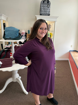 Dear Scarlett Liz Claire Solid Dress