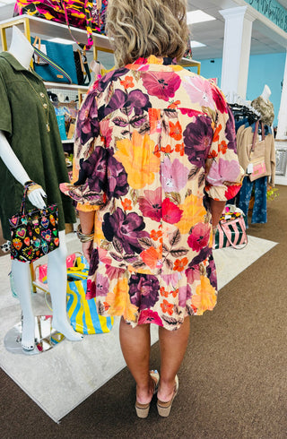 Tell Us About This Dress