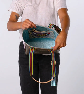 Consuela Chica Tote Juanis