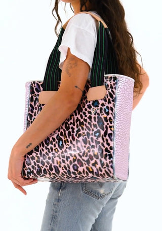 Consuela Classic Tote Ruth