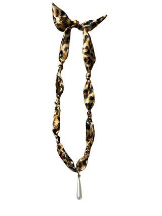 Drop Pearl Scarf Necklace