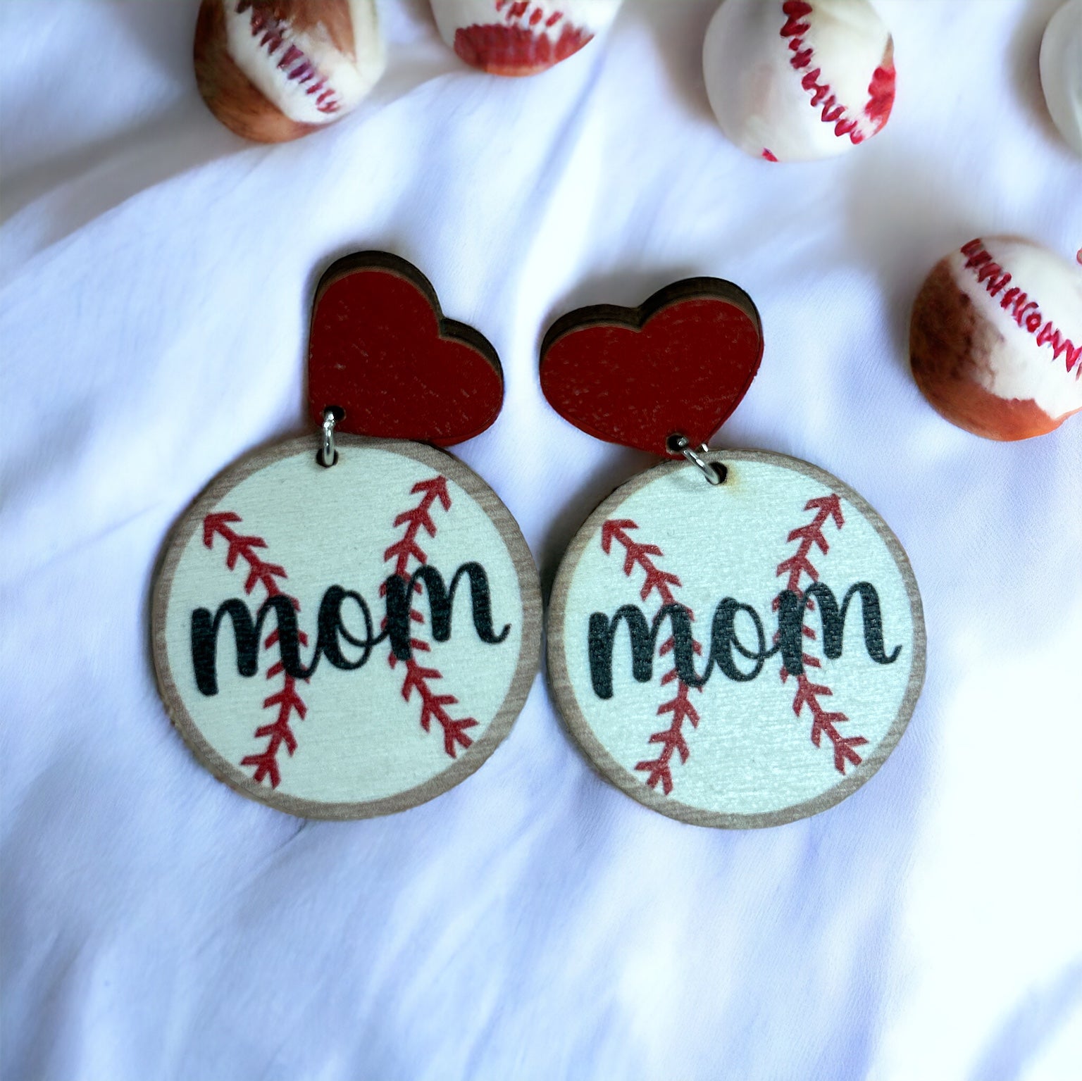 Baseball Mom Heart Post Dangle