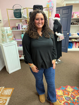 Dear Scarlett Black Lizzy Top