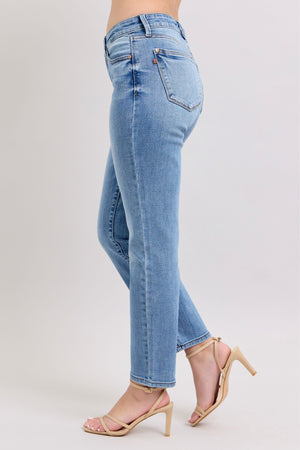 Judy Blue Mid Rise Vintage Wash Slim Fit Jean