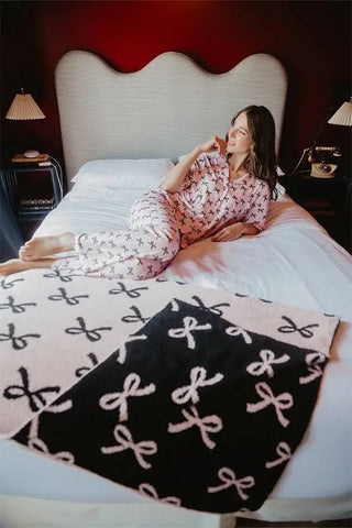 Mini Black Bow Double Sided Oversized Blanket