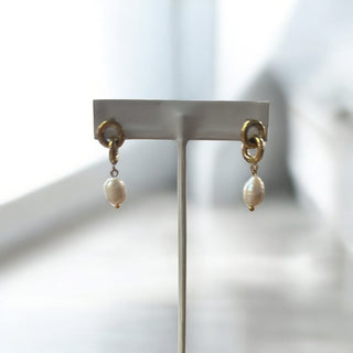Pearl Dangle Gold Earrings