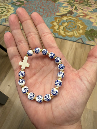 Jen Floral Cross Beaded Bracelet Blue