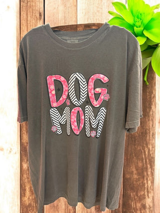 Dog Mom Tee