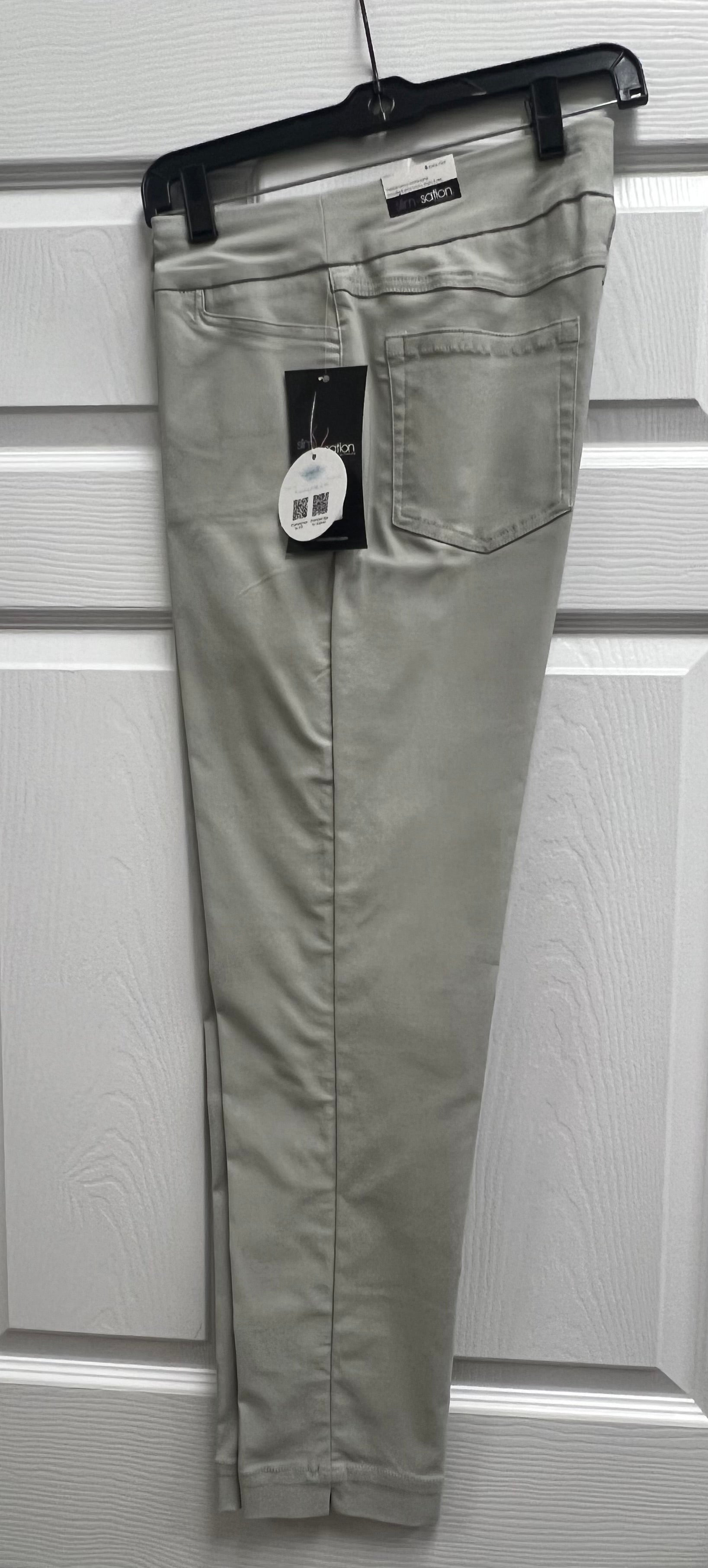 M30719PM Pull On Ankle Pant with Pockets Light Grey