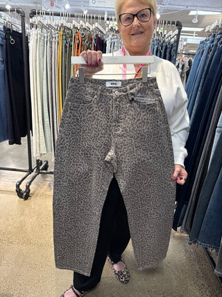 Mica Denim High Rise Straight Tummy Tuck Ankle Barrel Jeans