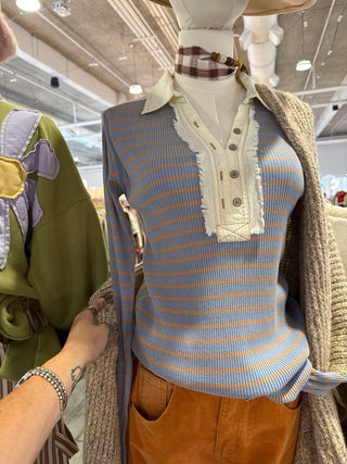 Monday Blues Top