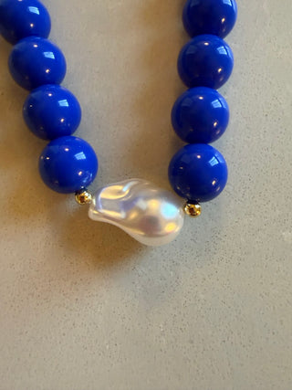 Blue Beaded Necklace With Pearl