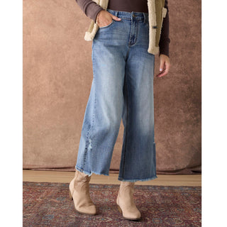 Bambu Soft Wide Crop With Distressed Bottom