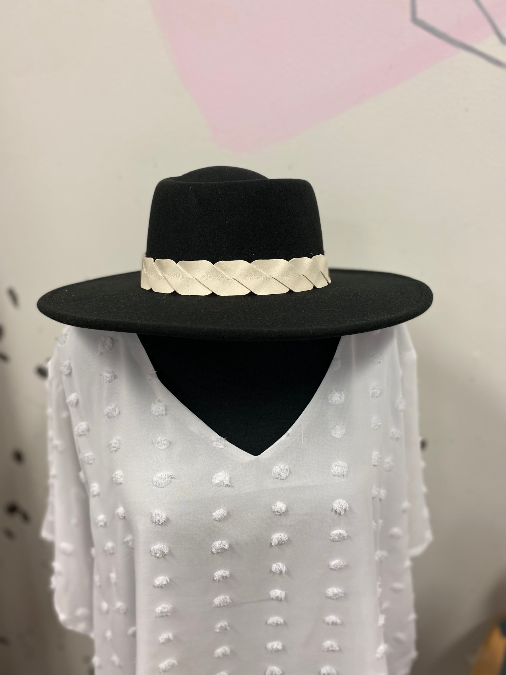 Accessories Tagged hats - Shop Daffodils Boutique