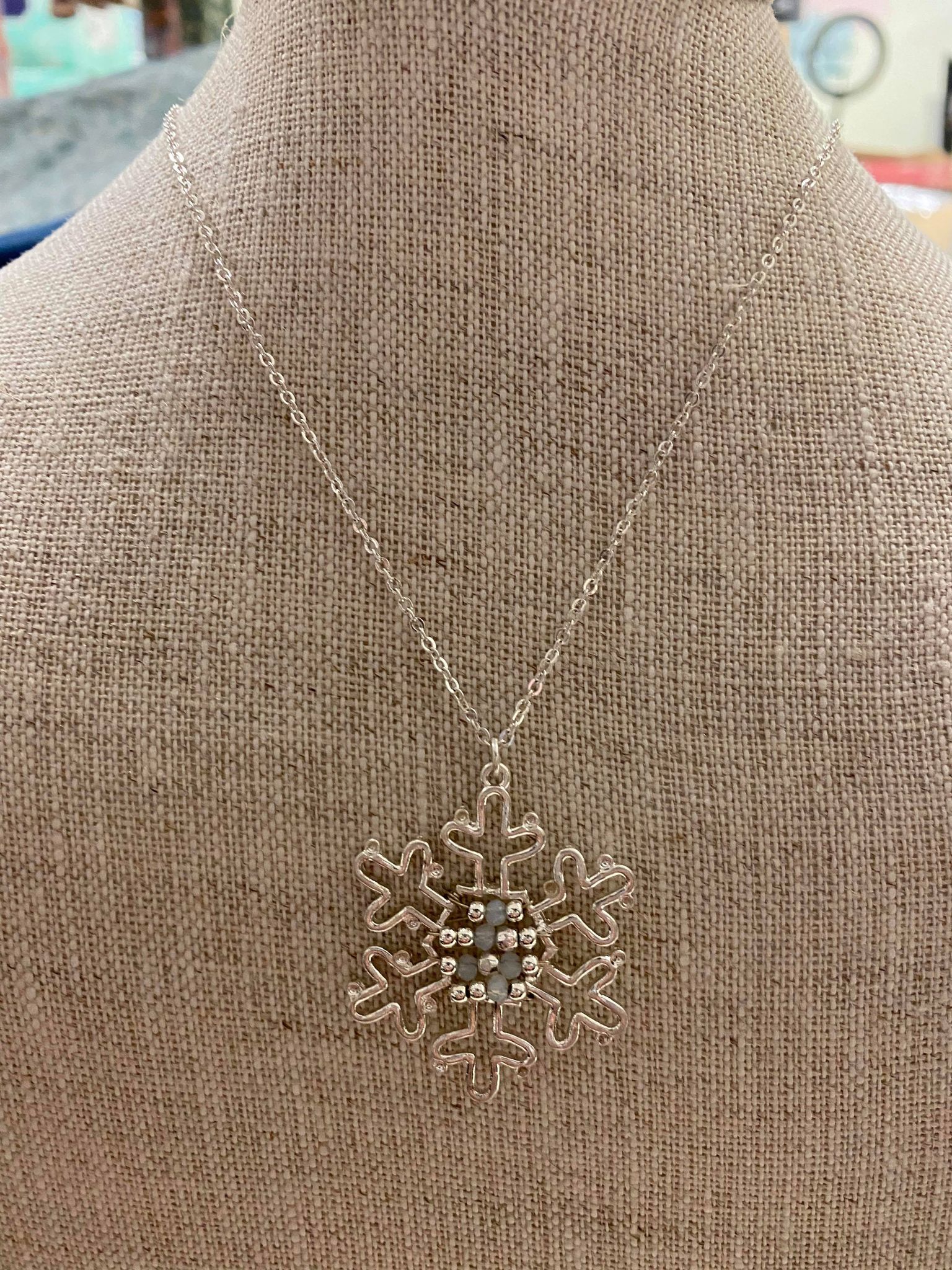 17" Breaded Snowflake Necklace Set