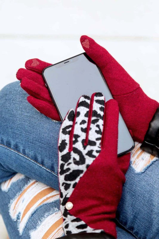 Doorbusters! Leopard Touch Gloves