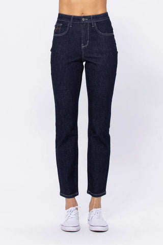 Judy Blue Hi-Rise Rinse Wash Mom Jean