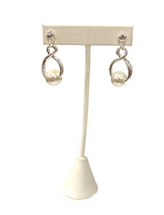 Silver Pearl Earrings